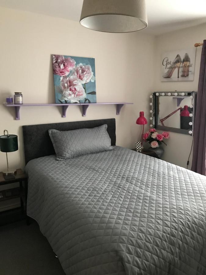 The Glam Cave Appartement Bushbury Buitenkant foto